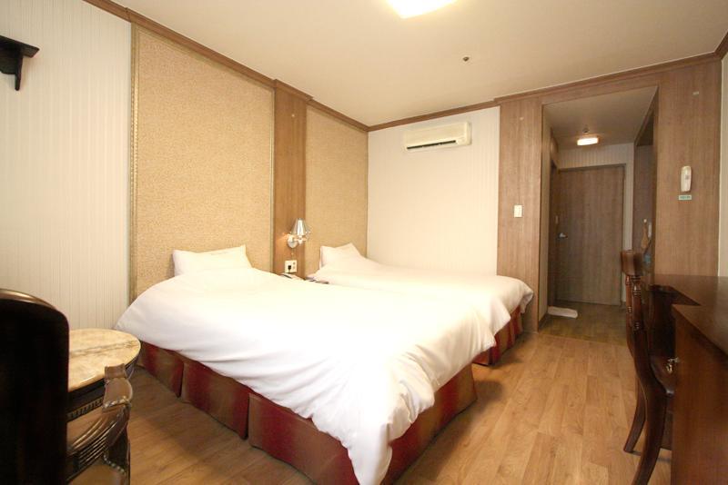 Changwon Olympic Hotel Extérieur photo